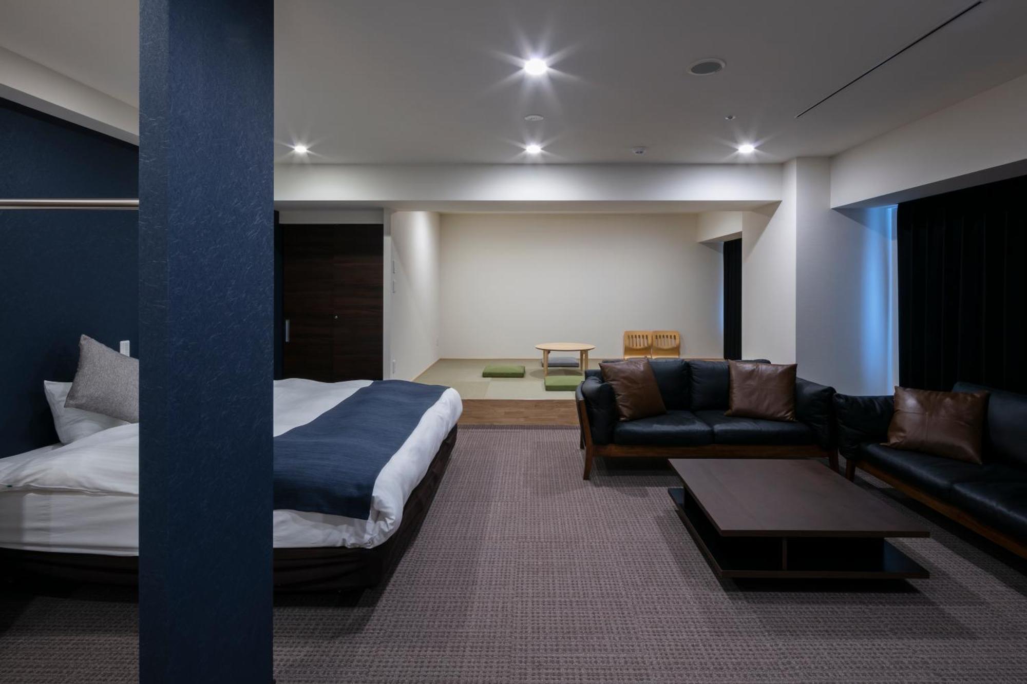Randor Hotel Sapporo Suites Kamer foto A suite at the hotel
